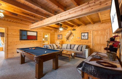 Branson Cedars Casa | Lone Star w/gametable
