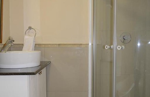 Lone Hill Casa | Lonehill - Suite 2