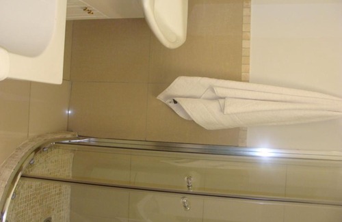 Lone Hill Apartamento | Lonehill - Suite 4