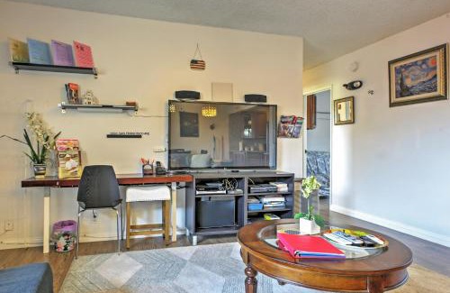 South Wrigley Apartamento | Long Beach Condo with Balcony about 2 Mi to Downtown!