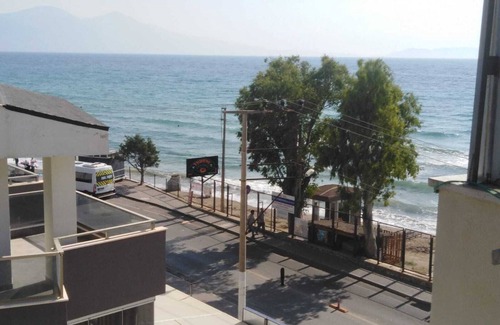 Yavansu Mahallesi Apartamento | LONG BEACH HOUSE NEAR BY BEACH ONLY 20 METERS