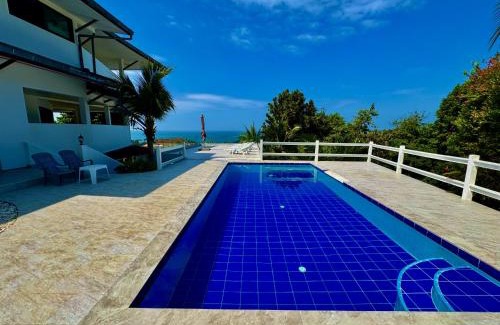 Ko Lanta Apartamento | Long Beach Oceanview IL Villas Koh Lanta