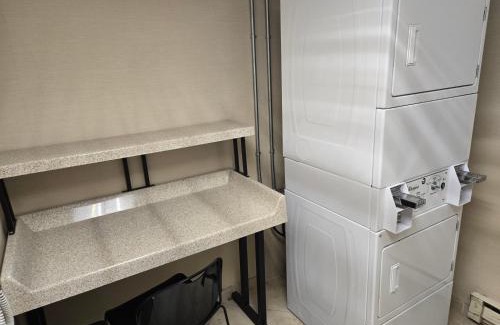 South Portland Hotel | Long Creek Hotel