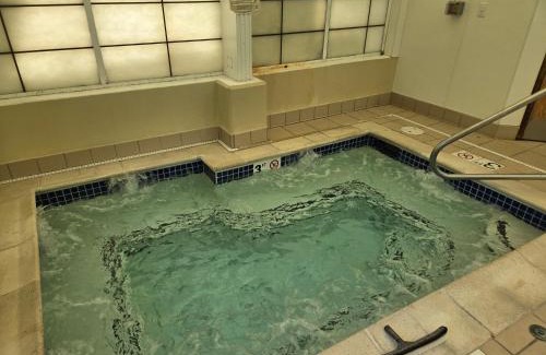 South Portland Hotel | Long Creek Hotel