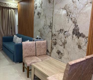 Shurtah al-Dakhlah Chalet De Esquí | Long Island روميل