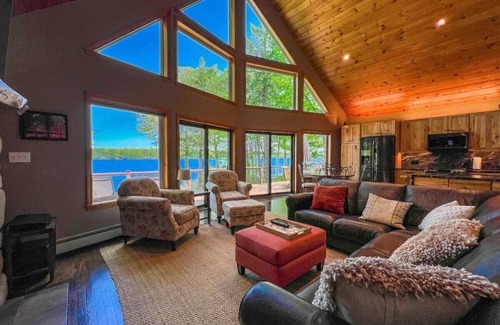 Bridgton Casa | Long Lake Oasis | Private Lake Access + Views