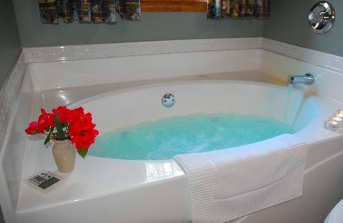 Dahlonega Cabina | Long Mountain Lodge Bed & Breakfast