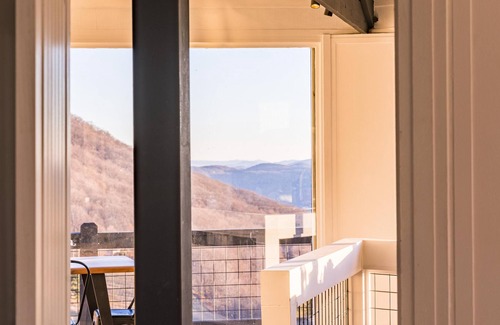 Seven Devils Chalet De Esquí | Long mtn view, hot tub + smart home tech & EV charger