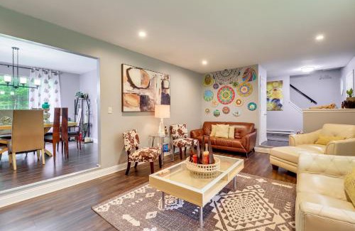 Long Pond Casa | Long Pond Home with Hot Tub about 8 Mi to Kalahari!