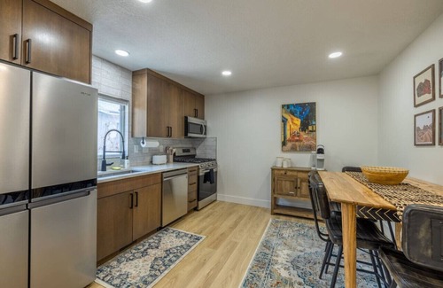 Fairpark Apartamento | Long Term|Downtown|Skier's Hideaway