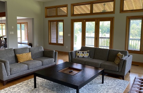 Charlottesville Otro | (Long Term) Running Ridge| 4 Bed, 3 Bath Western Alb Farm