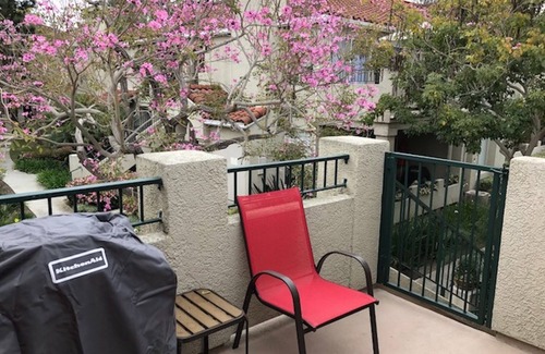 Aliso Viejo Condominio | Condominio de estadía a largo plazo en un complejo silencioso cerca de todo lo que necesita
