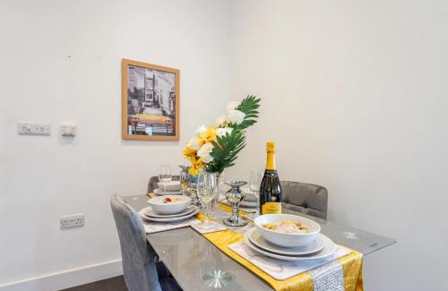 Woolwich Riverside Apartamento | Long Term Stays O2-Canary Wharf-Excel- Contractors-Families-Corporate people- Wifi 500mb-Flex CheckIn-Shops-Train Station