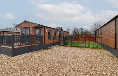 Evesham Casa | Longdon Lodge