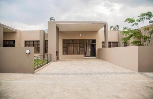 Kabulonga Apartamento | Longhorn Executive Apartments