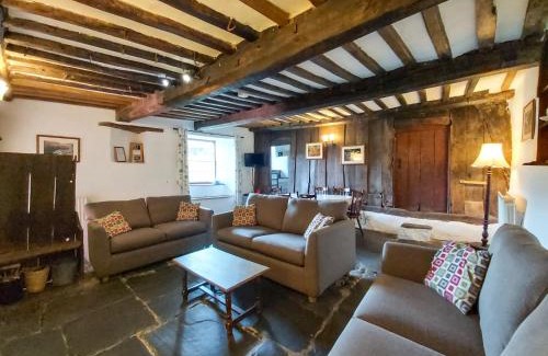 Rhayader Casa | Longhouse - Hen Dy