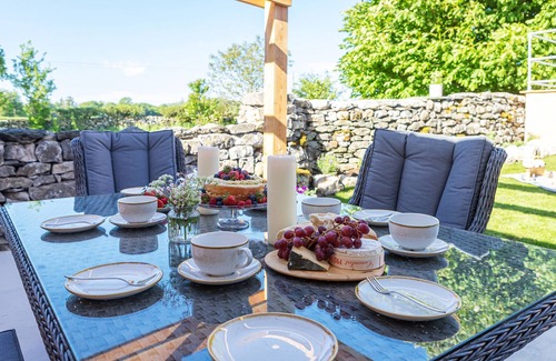 Grange-over-Sands Cabaña | Longlands Farm Cottage