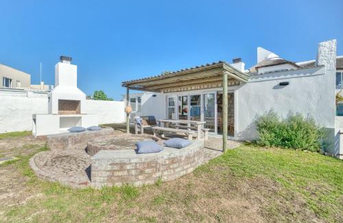 Arniston Casa | Longship In Arniston