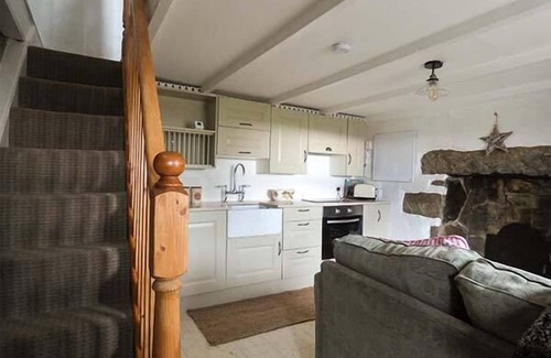 Penwithick Cabaña | Longview Cottage