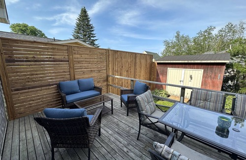 The Bluff Cabaña | Lonsdale Cottage