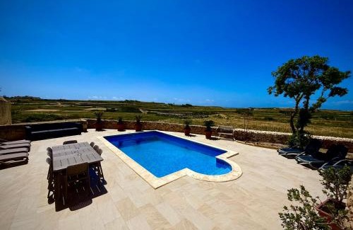 Birbuba Casa | Lonza Gharb Farmhouse