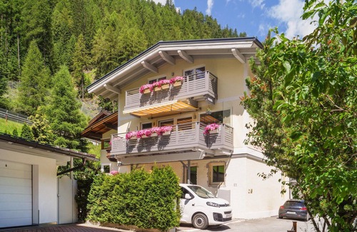 Soelden Apartamento | Look forward to a vacation close to nature in this inviting vacation apartment.