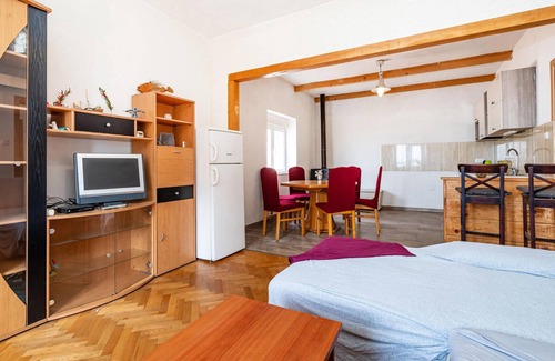 Sibuljina Casa | Alojamiento de 2 habitaciones en Tribanj