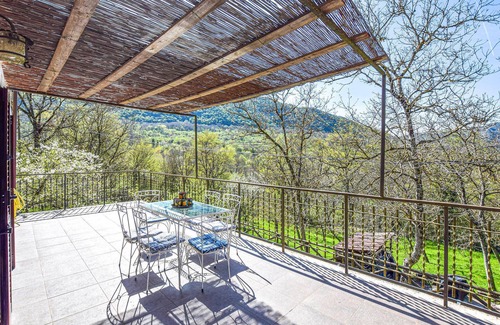 Turania Casa | Alojamiento de 3 habitaciones en Turania
