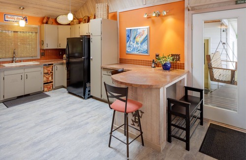 Lopez Island Casa | Looking for the quintessential Island setting? You will find it in Cedars by the