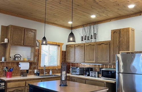 Whipholt Casa | Looking to enjoy time at the lake?