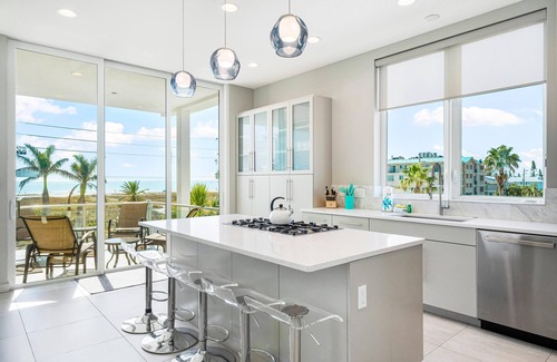 Siesta Key Casa | Lookout by Beachside Management