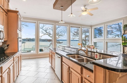 Sunrise Beach Casa | Lookout Lodge - Private Dock, Firepit, Smoker & More!