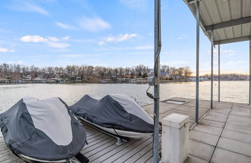 Sunrise Beach Casa | Lookout Lodge - Private Dock, Firepit, Smoker & More!