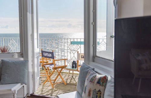 Folkestone Apartamento | Lookout Post by Bloom Stays - ideal for couples and families