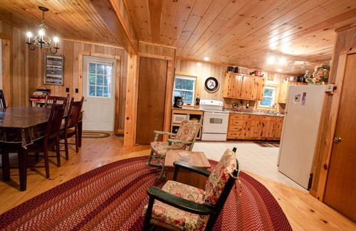 Cherryfield Casa | Loon Cove Cabin en el lago Spring River