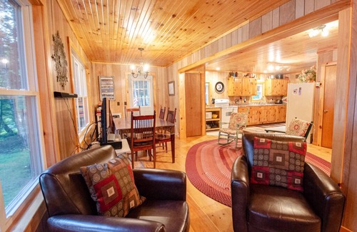 Cherryfield Casa | Loon Cove Cabin en el lago Spring River