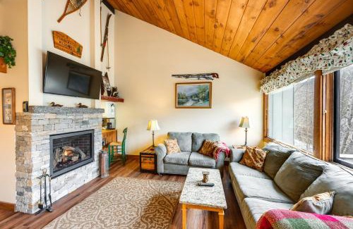 Lincoln Casa | Loon Mountain Townhome with Pool and Slope Views!