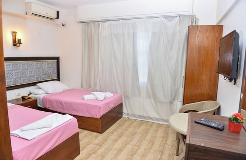 As-Sayidah Zaynab Hotel | lora Altahrir hotel