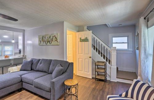 Lorain Casa | Lorain Lake Cottage Less Than 1 Mi to Lake Erie Fun!
