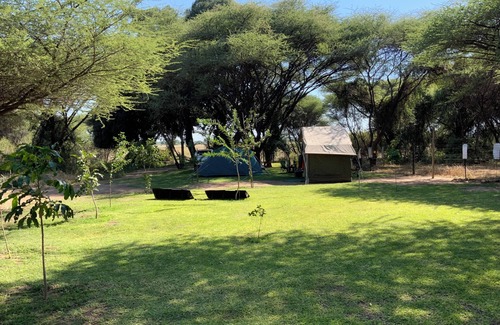 Ngoma Alquiler De RV | Lorato Lodge and Camping