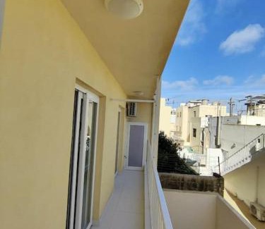 Marsaxlokk Apartamento | Lorenza Letting Two