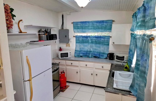 Crown Point Cabaña | Lorna Cottage Sandy Point