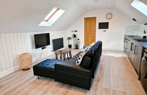 Cookstown Apartamento | Lorraine's Loft - Hot Tub Get Away. Stunning countryside Views!