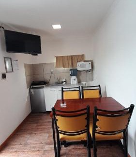 General Pico Apartamento | Los Abuelos Apart Hotel