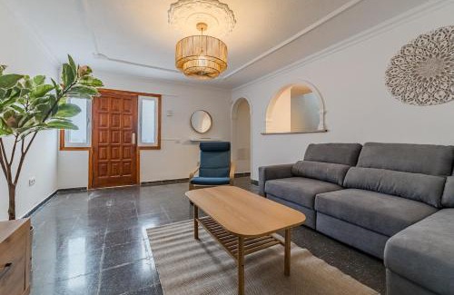 Santa Maria del Mar Casa | Los Alisios Family House