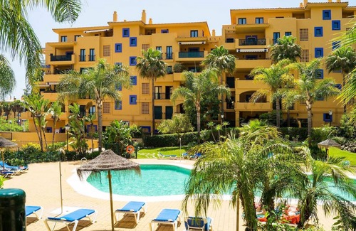San Pedro de Alcantara Apartamento | Los Almendros 674.1