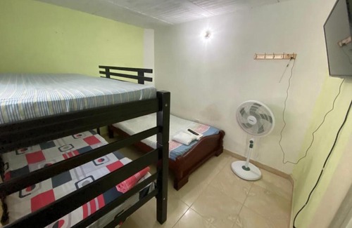 Villavicencio Casa | Los de A Pie Hospedaje