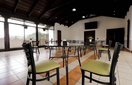 Coban Hotel | Los Faroles