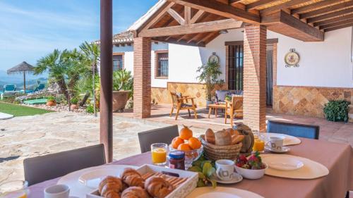 Antequera Casa | Los Menhires by Ruralidays