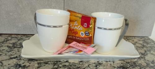 Veintiocho de Noviembre Apartamento | Los Manzanares, monoambiente